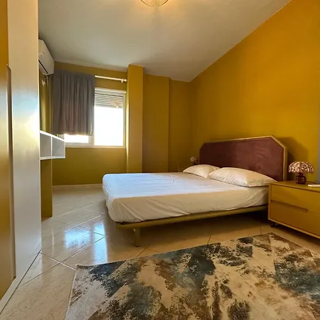 Joni's At Mali I Robit Golem (Tirana)