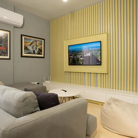 Apartment Joni's At Mali I Robit