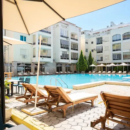 Joni's At Mali I Robit Apartman