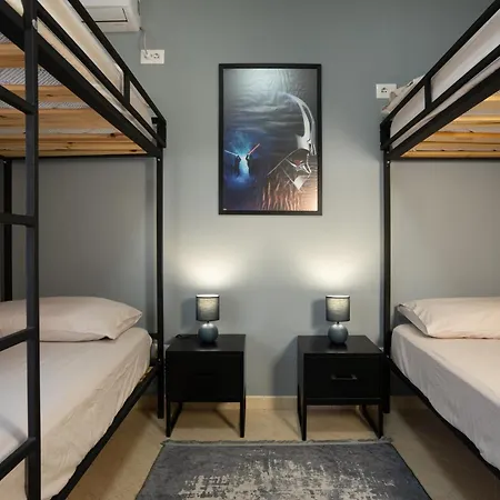 Joni's At Mali I Robit Apartment Golem (Tirana)