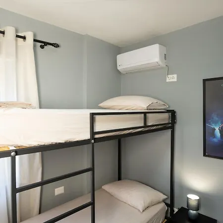 Joni's At Mali I Robit Golem (Tirana)